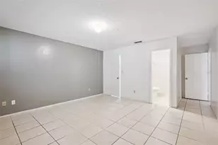 2163 Dill Dr, Orlando, FL 32837 - Photo 13