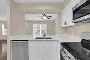 2405 Northlake Dr, Sanford, FL 32773 - Photo 13