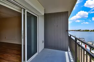 101 N Riverside Dr, New Smyrna Beach, FL 32168 - Photo 27
