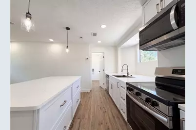 561 Yale Road, Venice, FL 34293 - Photo 7