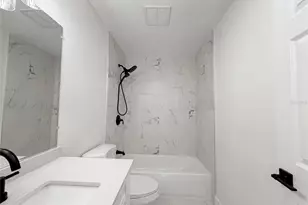 561 Yale Rd, Venice, FL 34293 - Photo 7