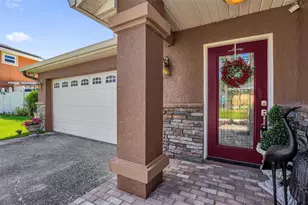 637 Moss Park Ct, Kissimmee, FL 34743 - Photo 3