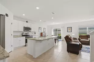 33428 Country House Dr, Sorrento, FL 32776 - Photo 3