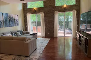 1009 Elmwood St, Orlando, FL 32801 - Photo 9