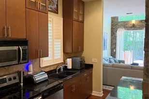 1009 Elmwood St, Orlando, FL 32801 - Photo 7