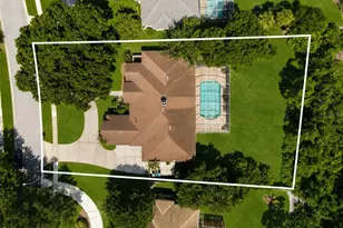2260 Langley Cir, Orlando, FL 32835 - Photo 3