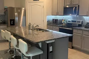 2439 Violet Shelton Ct, Sanford, FL 32773 - Photo 9