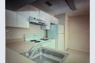 1040 Coral Springs Club #1040, Coral Springs, FL 33071 - Photo 3