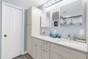 7517 Fenwick Cove Ln, Orlando, FL 32819 - Photo 49