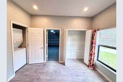 126 Sandy Point Way, Clermont, FL 34714 - Photo 7