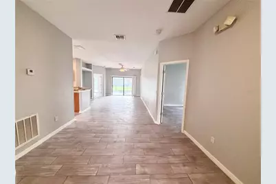 126 Sandy Point Way, Clermont, FL 34714 - Photo 3