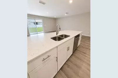 318 Chesapeake Drive, Saint Cloud, FL 34771 - Photo 5