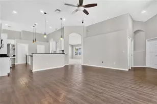 2506 Stoneworth Ct, Orlando, FL 32825 - Photo 7
