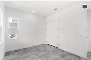 10133 Peebles St, Orlando, FL 32827 - Photo 7