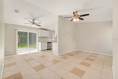1224 Oak Valley Drive, Seffner, FL 33584 - Photo 5