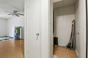 4335 Aegean Dr, Tampa, FL 33611 - Photo 27