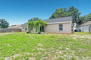 210 Robbins Rest Cir, Davenport, FL 33896 - Photo 31
