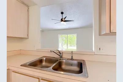 210 Robbins Rest Circle, Davenport, FL 33896 - Photo 11