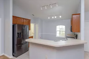 36634 Tropical Wind Ln, Grand Island, FL 32735 - Photo 9