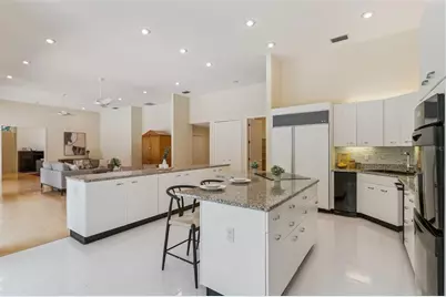 632 E Club Circle, Longwood, FL 32779 - Photo 19