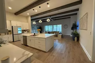 11122 Rustic Timber Loop, San Antonio, FL 33576 - Photo 9