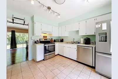 800 Wavecrest Drive, Orlando, FL 32807 - Photo 9
