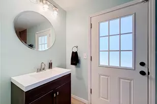 800 Wavecrest Dr, Orlando, FL 32807 - Photo 17
