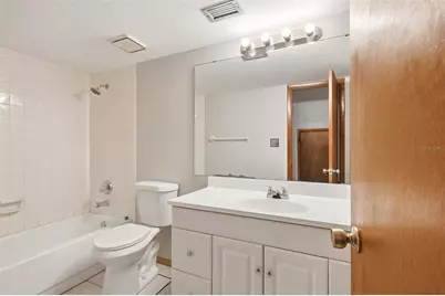 10207 N Hyaleah Road, Tampa, FL 33617 - Photo 27