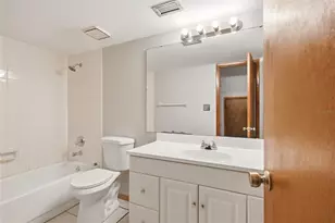 10207 N Hyaleah Rd, Tampa, FL 33617 - Photo 27