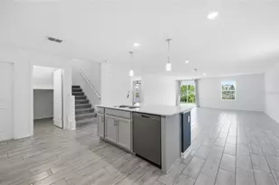 5215 Tanzanite Dr, Mount Dora, FL 32757 - Photo 11
