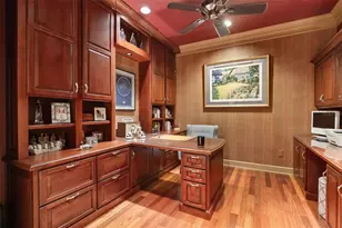 100 S Eola Dr, Orlando, FL 32801 - Photo 35