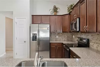 480 Kestrel Drive, Groveland, FL 34736 - Photo 9