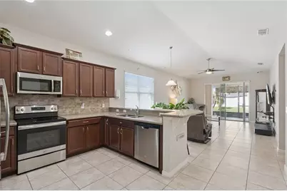480 Kestrel Drive, Groveland, FL 34736 - Photo 11