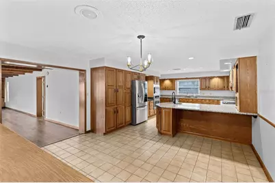 2215 Bradford Court, Orlando, FL 32806 - Photo 9