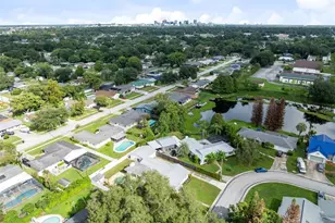 2215 Bradford Ct, Orlando, FL 32806 - Photo 29