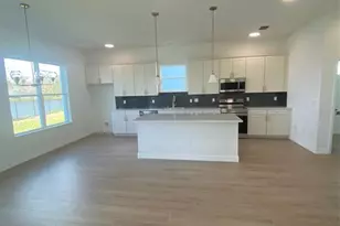 754 Reflection Lk Dr, Orlando, FL 32807 - Photo 3
