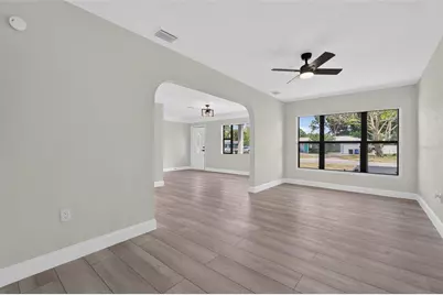 763 65th Avenue S, Saint Petersburg, FL 33705 - Photo 3