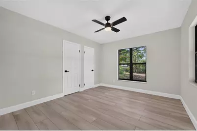 763 65th Avenue S, Saint Petersburg, FL 33705 - Photo 9
