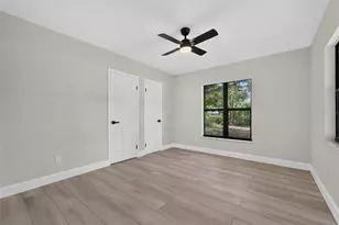 763 65th Ave S, Saint Petersburg, FL 33705 - Photo 9
