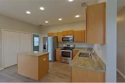[Address not provided], Dade City, FL 33525 - Photo 5