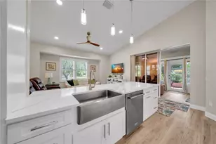1358 Hedgewood Cir, North Port, FL 34288 - Photo 3