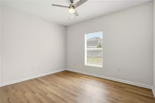 1721 White Water Ct, Davenport, FL 33837 - Photo 11