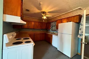 688 Airoso Rd SE, Palm Bay, FL 32909 - Photo 5