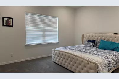 408 Cierra Oaks Circle, Lady Lake, FL 32159 - Photo 11