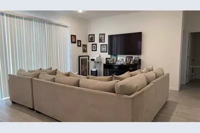 408 Cierra Oaks Circle, Lady Lake, FL 32159 - Photo 5