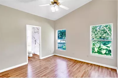 8832 Valencia Oaks Court, Orlando, FL 32825 - Photo 9