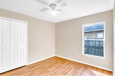8832 Valencia Oaks Court, Orlando, FL 32825 - Photo 13