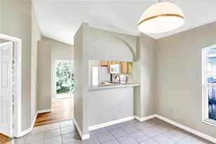 8832 Valencia Oaks Ct, Orlando, FL 32825 - Photo 5