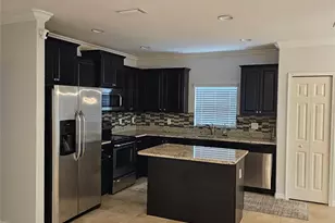 11680 SW Rowena St, Port Saint Lucie, FL 34987 - Photo 5
