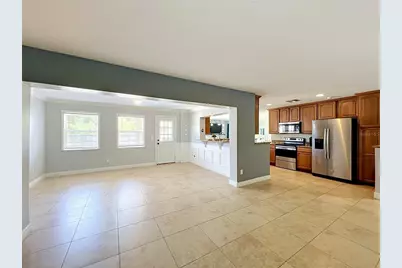 6193 Valerian Boulevard, Orlando, FL 32819 - Photo 5